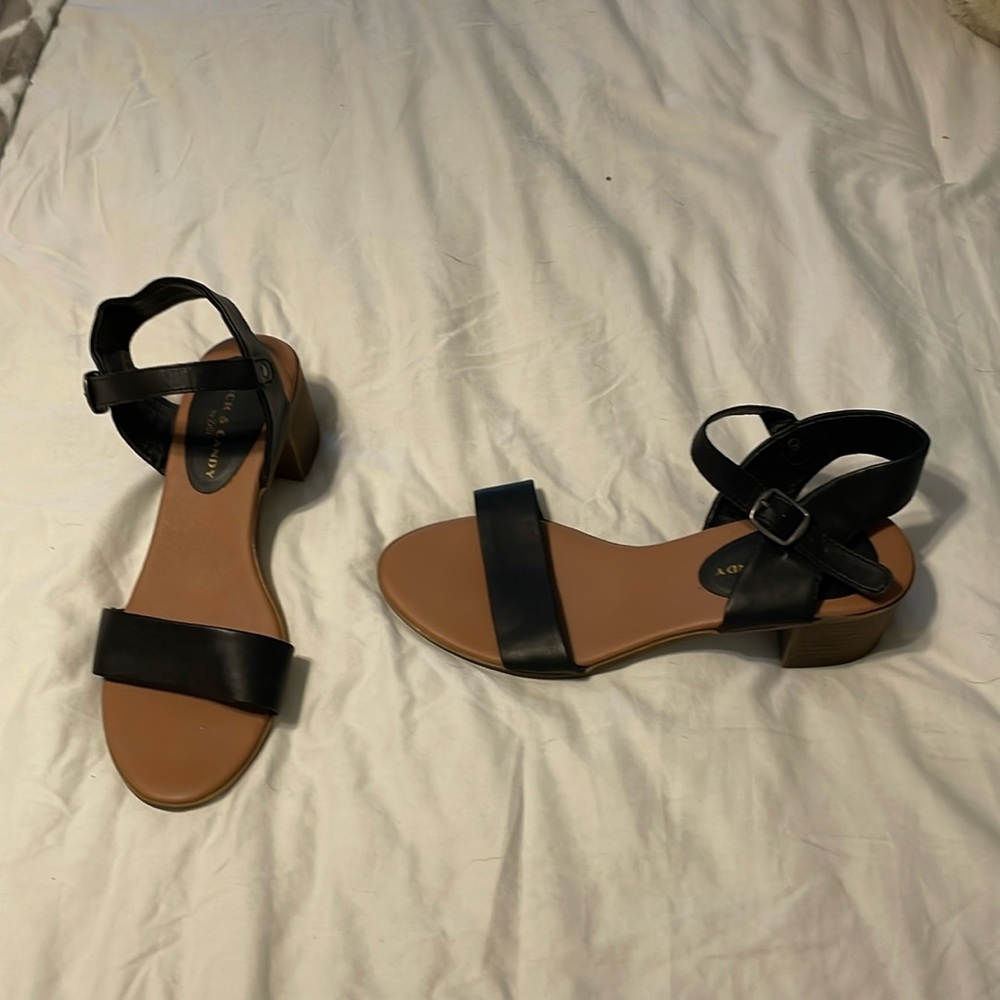 Ladies shoes